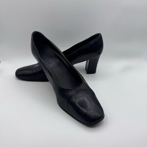 Classic Black Brazilian Leather Women's Heels 90s Vintage Chunky Heel 2.75” sz 9